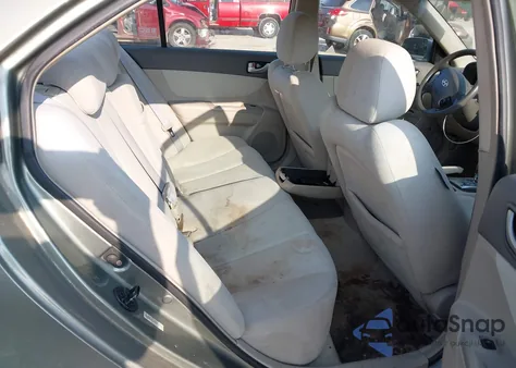 2008 Hyundai Sonata Gls z USA, uszkodzony, nr VIN 5NPET46C38H352834